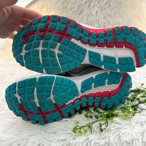 BROOKS Women’s Ghost 8 Gray Merallic Silver Pink Running Shoes sz 8.5 Wide - Picture 7 of 10